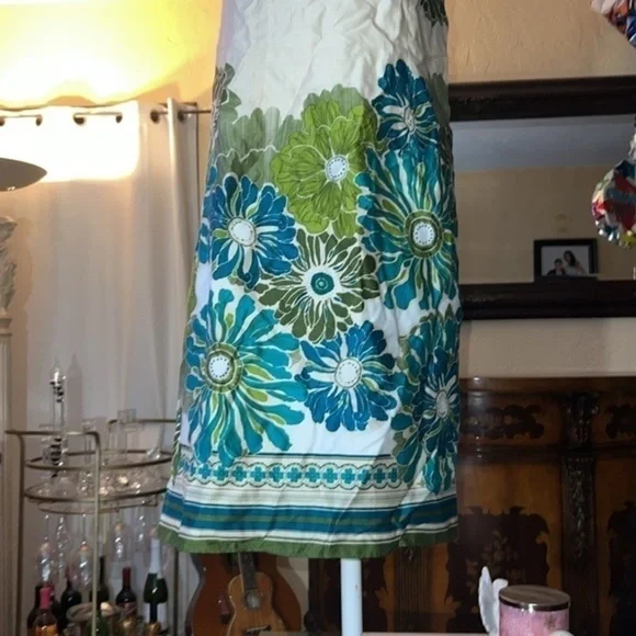 Ann Taylor blue, green and white floral dress, size 8P - Picture 5 of 9